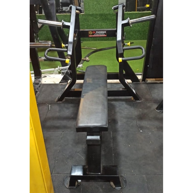 Flat Bench Press - Hammer